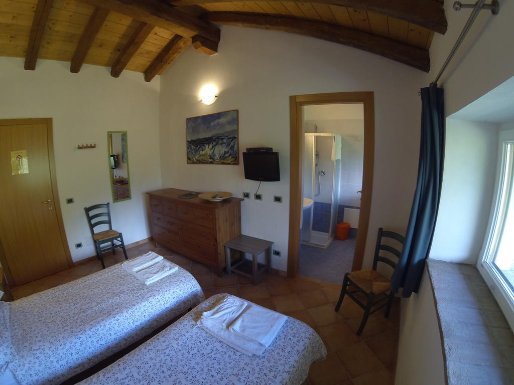 Al Campo Di Sotto Bed & Breakfast Bed & Breakfast Buia الغرفة الصورة