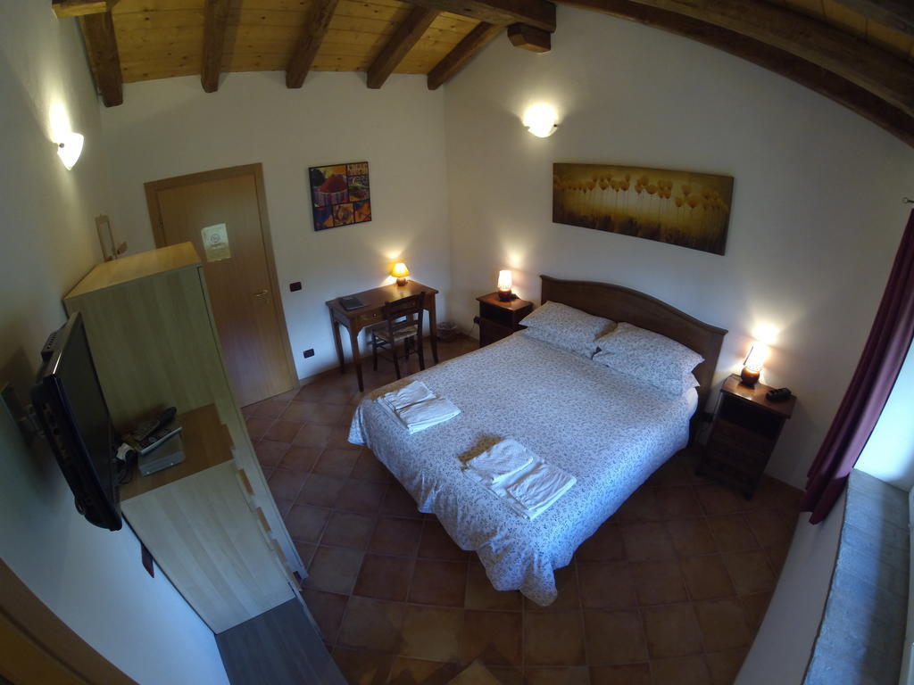 Al Campo Di Sotto Bed & Breakfast Bed & Breakfast Buia الغرفة الصورة